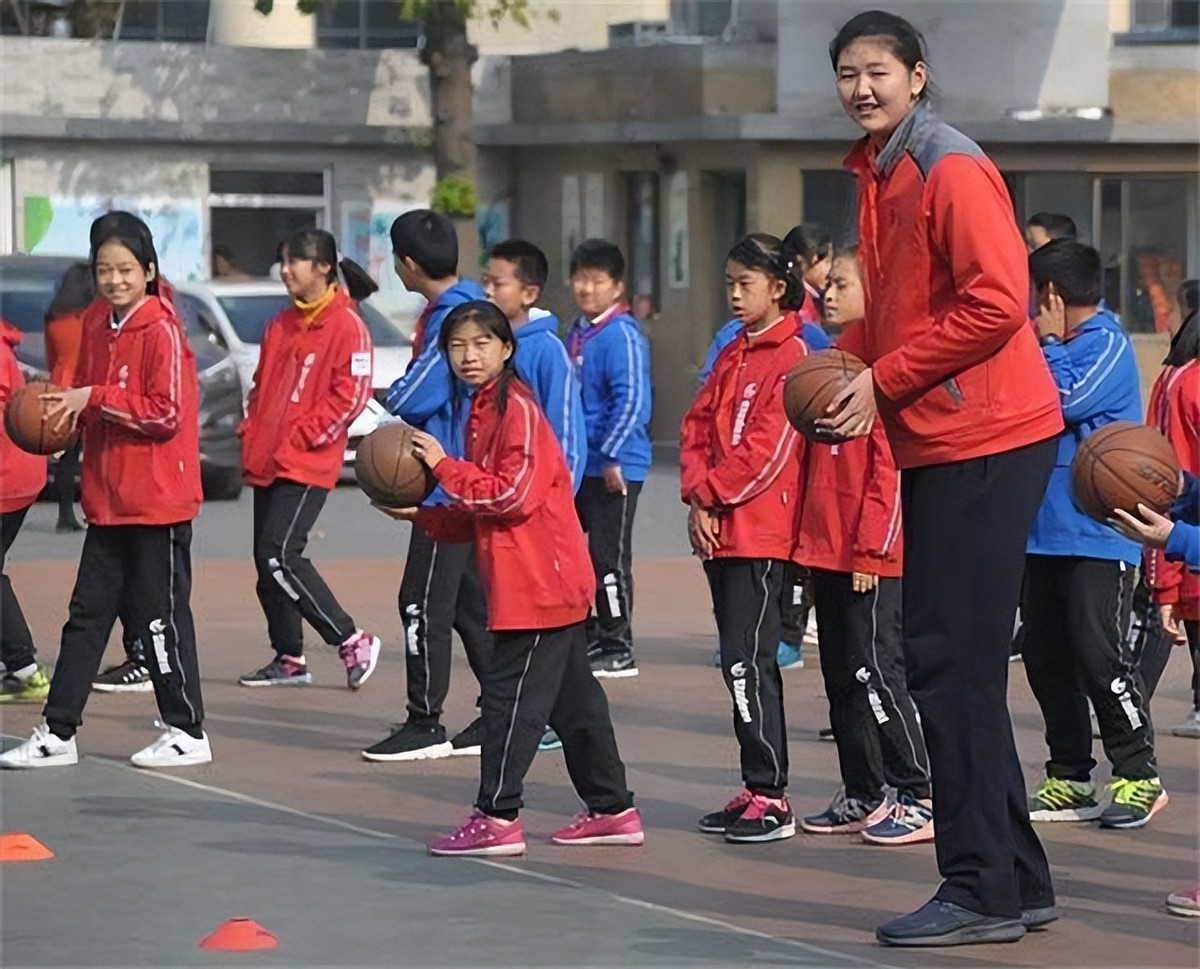 女姚明张子宇三节62分集锦,女版姚明张子宇是哪里人