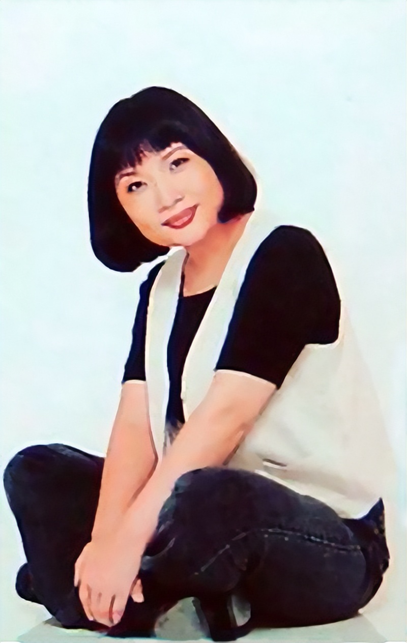 大家还记得唱青藏高原的李娜吗,青藏高原的原唱李娜现在状况如何