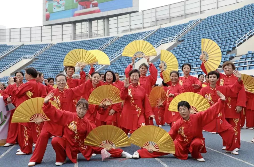 太极功夫扇全民健身,太极全民健身大会