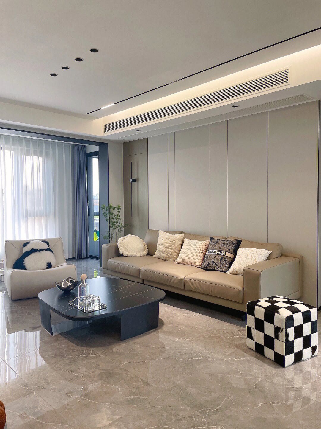 最流行的20款沙发背景墙设计,最耐看的沙发背景墙设计