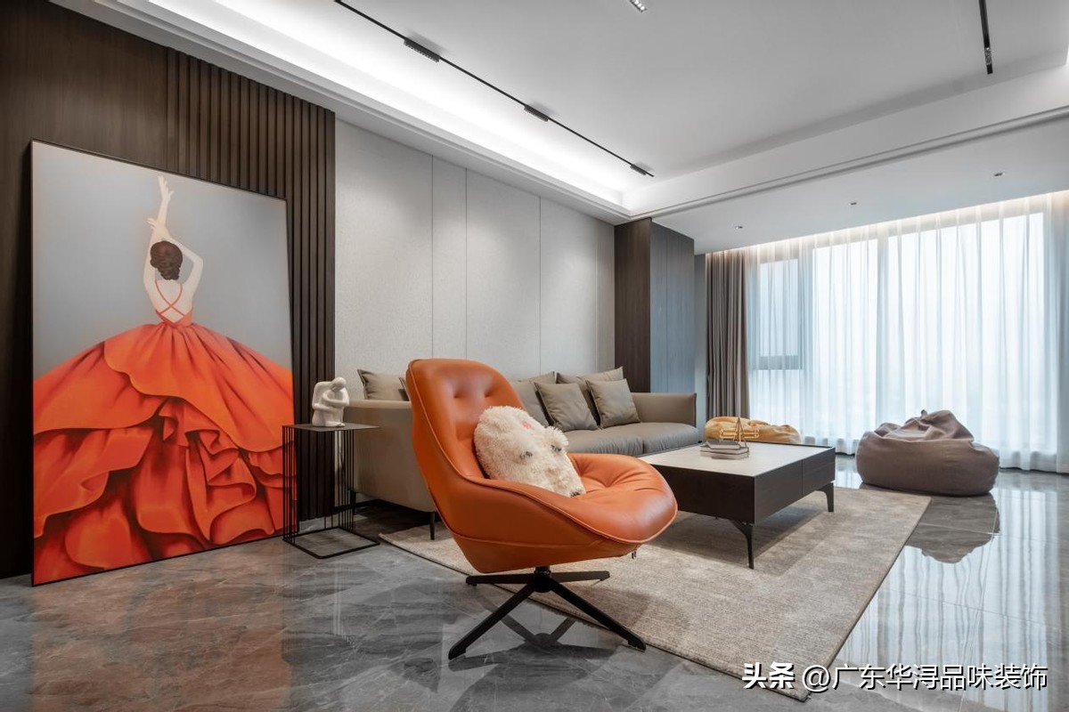 现代轻奢装修实景高级灰80平米,轻奢高级灰装修现代风格