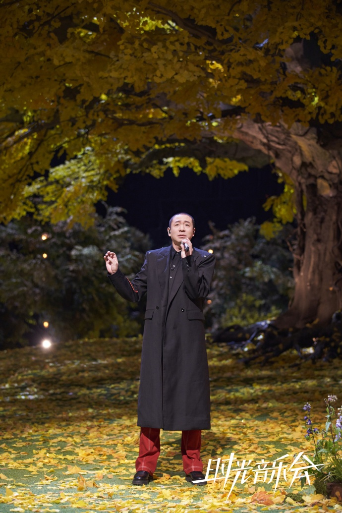 何炅张真源加盟田震专场,田震何炅时代少年团唱风雨彩虹