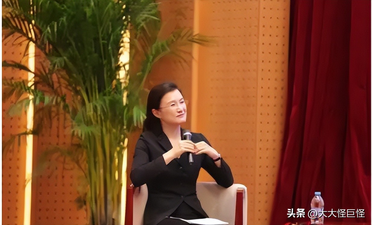 董倩26年资深央视名嘴,董倩这个主持人后来怎么样了