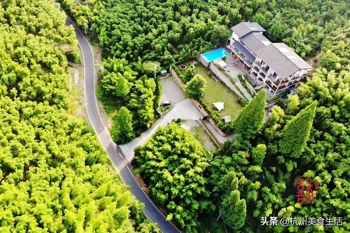 鏃犺竟娉虫睜澶忓ぉ,浠侀噷蹇冩硦鑾共姘戝