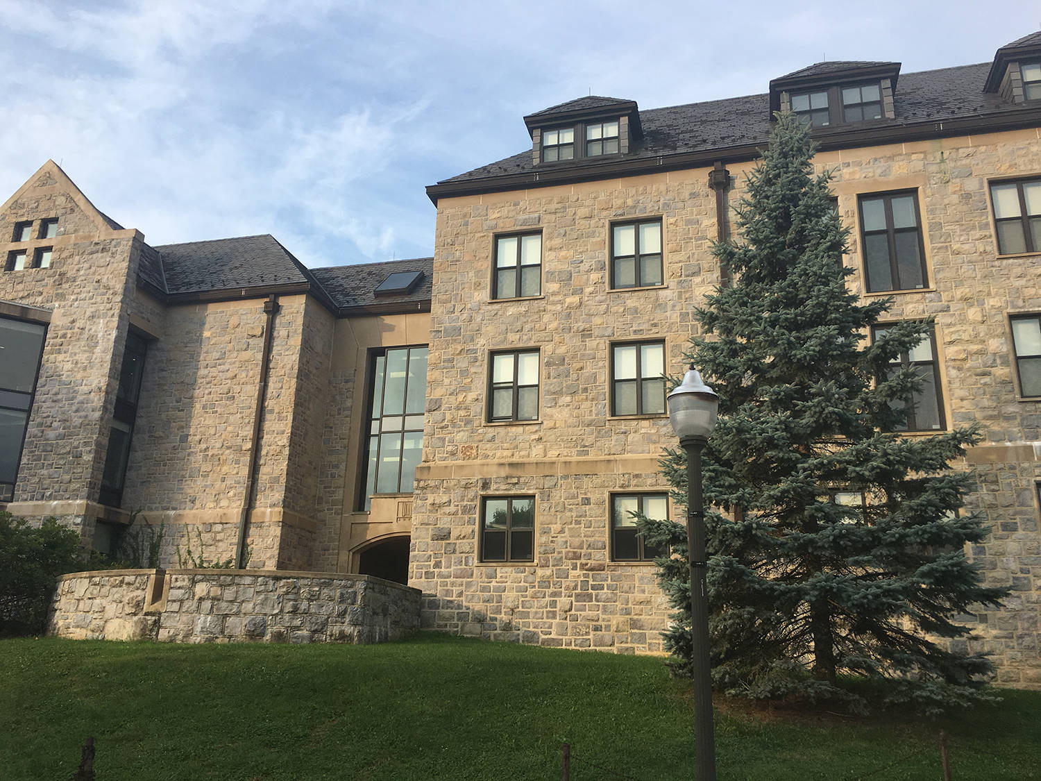 洪晃谈两种男人,名门痞女洪晃的人生