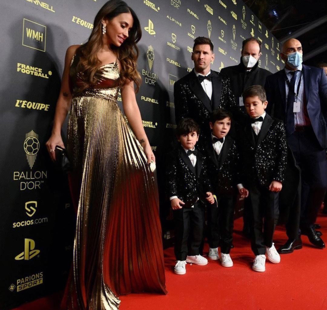 拥有巴西美臀的她，想成为球王的“安东外拉”，结果打脸了