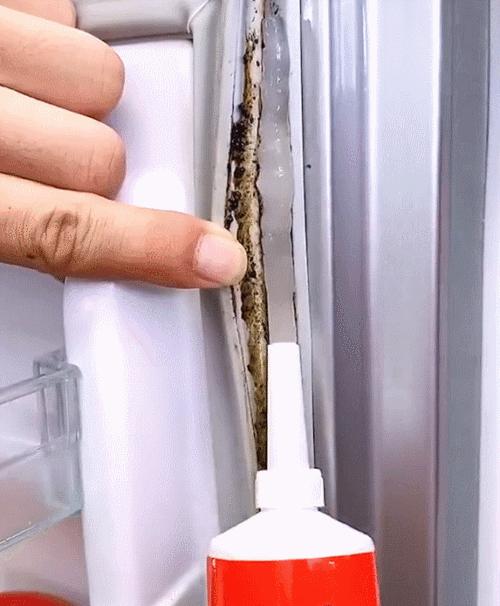 很容易粘毛的衣服该怎么洗,衣服洗完污渍怎么去掉