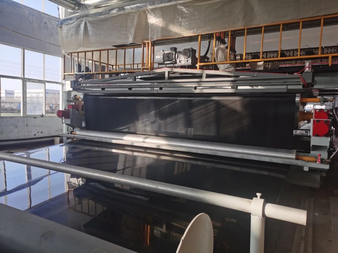 垃圾场hdpe土工膜施工全过程,hdpe土工膜鱼塘防渗膜造价