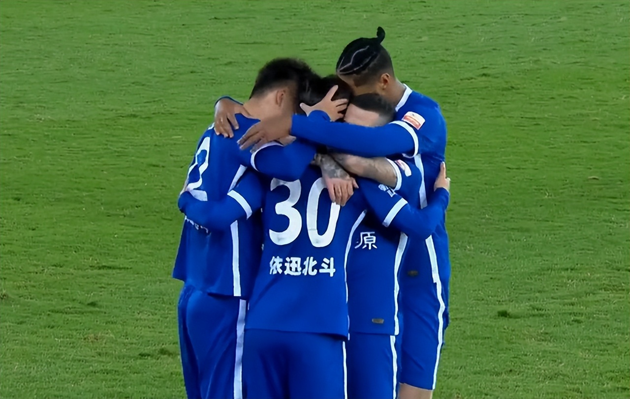 中超本土球员世界波进球集锦,惊艳足坛的十大任意球