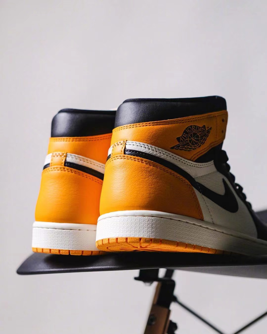 aj1芝加哥原价多少钱,aj1高帮鞋芝加哥白红399元