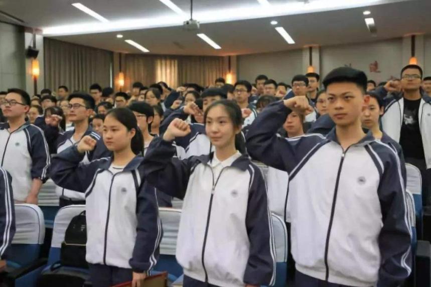 教育部今年秋季小学实行54制吗,全国中小学学制改革了吗