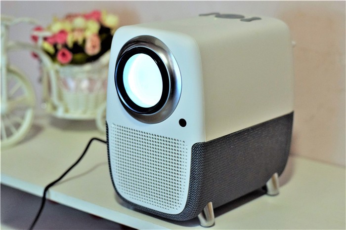 泰捷weboxt1投影仪评测视频,泰捷weboxt1s投影仪隐藏功能