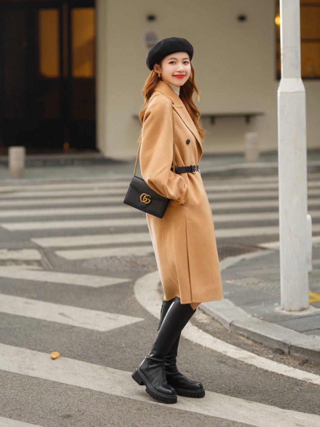 驼色大衣如何穿出时髦范,驼色大衣最洋气搭配