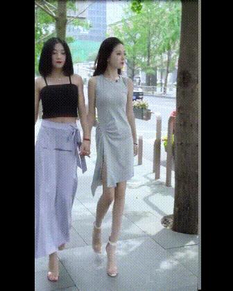 今天在老婆包里发现的,她说是治牙疼的,我觉得不像啊。