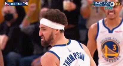 克莱汤普森复出之战库里反应,克莱复出暴扣库里