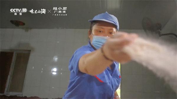 被一碗螺蛳粉耽误的夜宵宝藏,被螺蛳粉耽误的烧洋芋选手