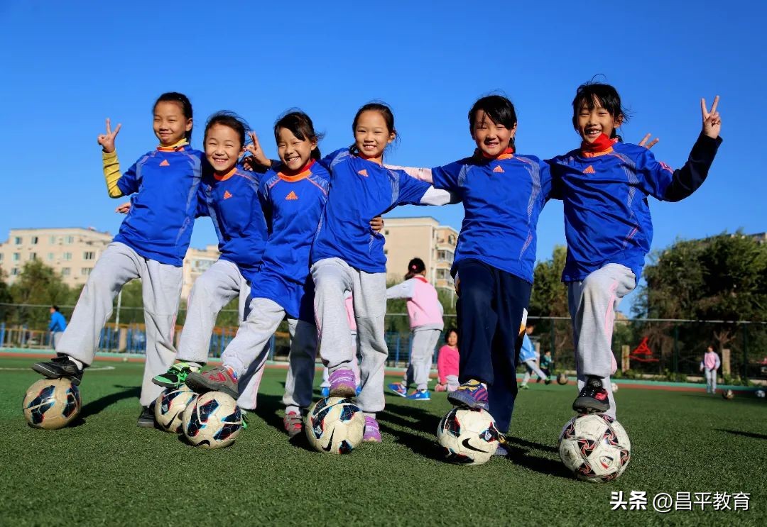 让足球文化在校园足球中发扬光大,校园足球文化节活动主题有哪些