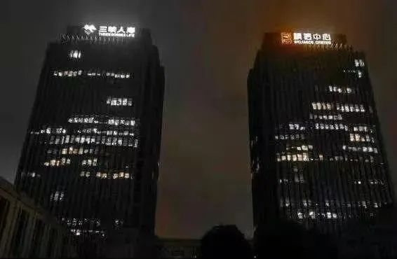 重庆甲级写字楼空置率排名,重庆1.8个亿的写字楼