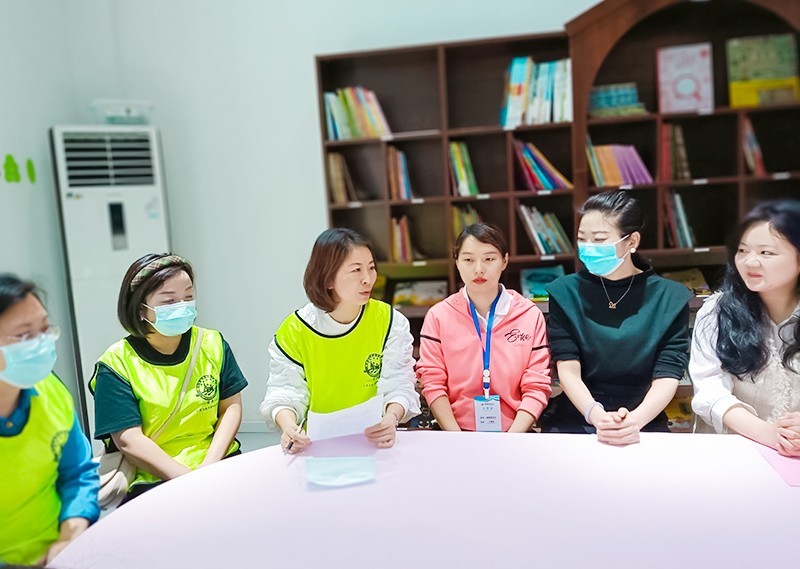 共聚一堂共学育儿,云端相约共话育儿之路