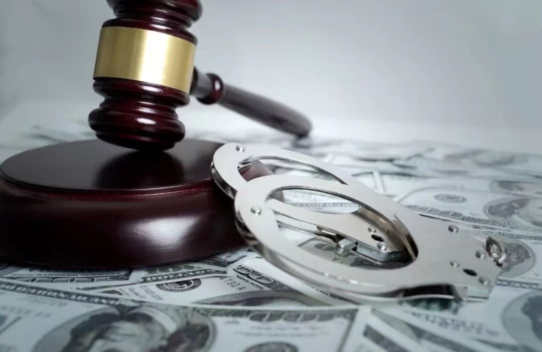 女子花5万学“黑魔法”，打算召唤鬼魂，网友：不如去云南吃蘑菇