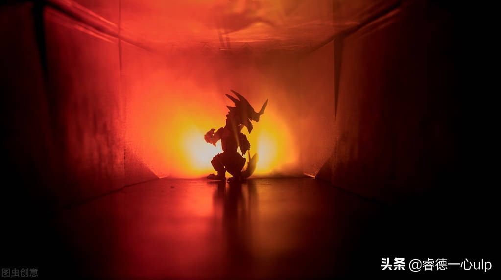 不信鬼神在身旁是什么意思,不信鬼神但是却害怕为什么