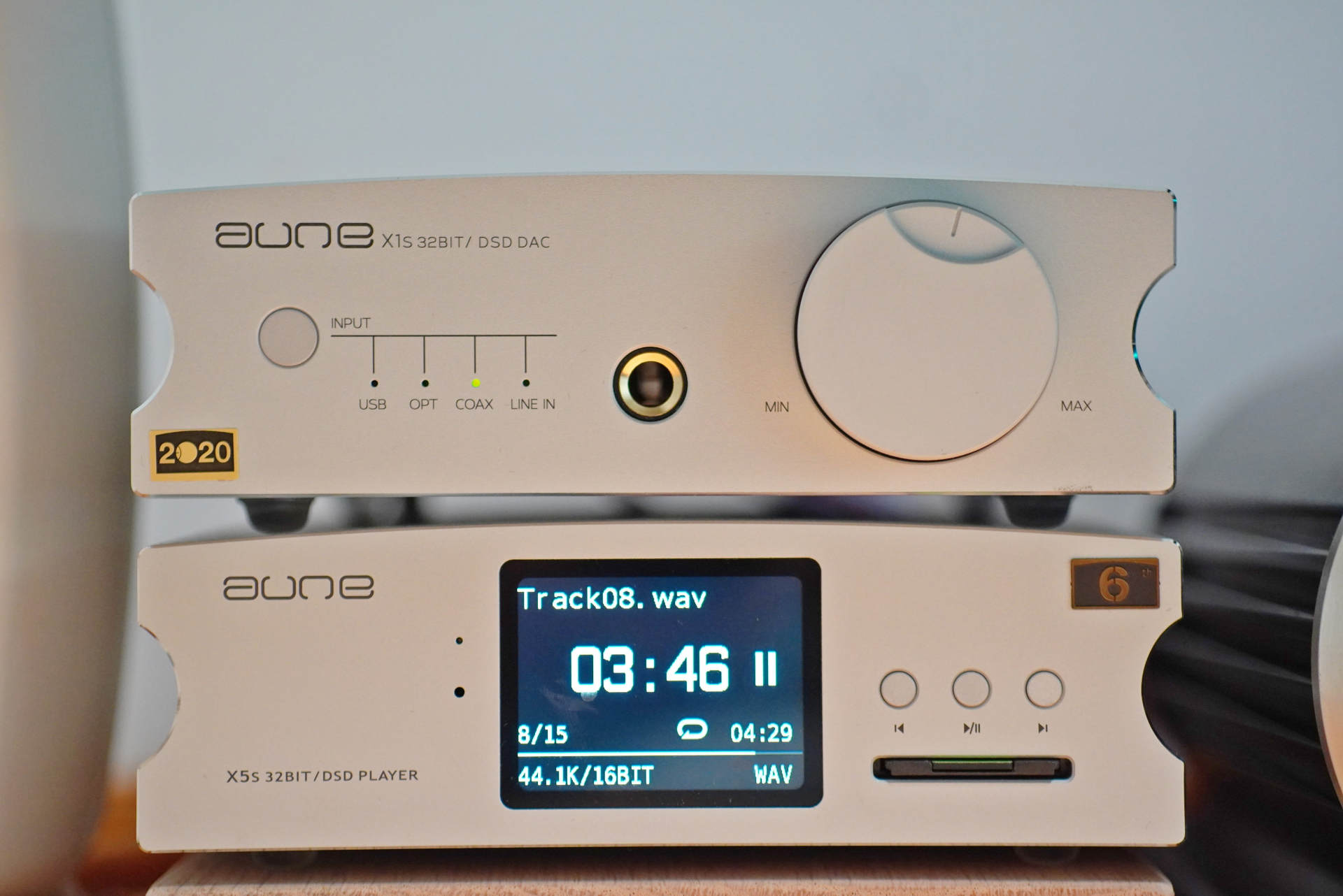 男人至死是少年,一个喜欢折腾的理工男的桌面好物分享