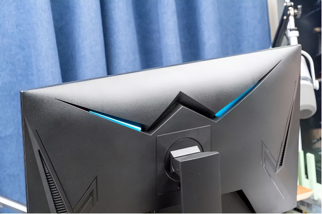 h27v22显示器,272k170hz显示器直面屏