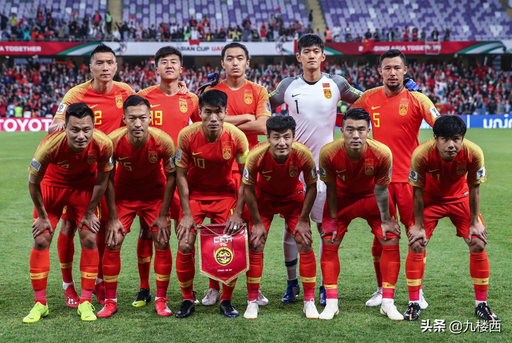 更新换代：国足一直存在人情化，冯潇霆式不要脸在于大宝身上体现