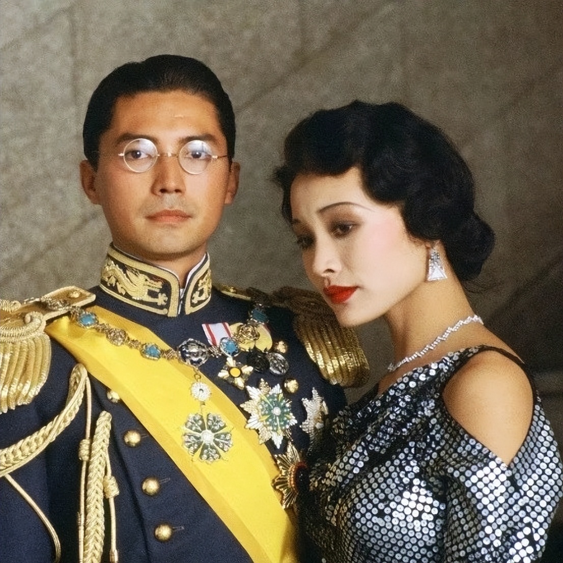 尊龙是公认世界4大美男子,尊龙说自己是亚洲第一美男