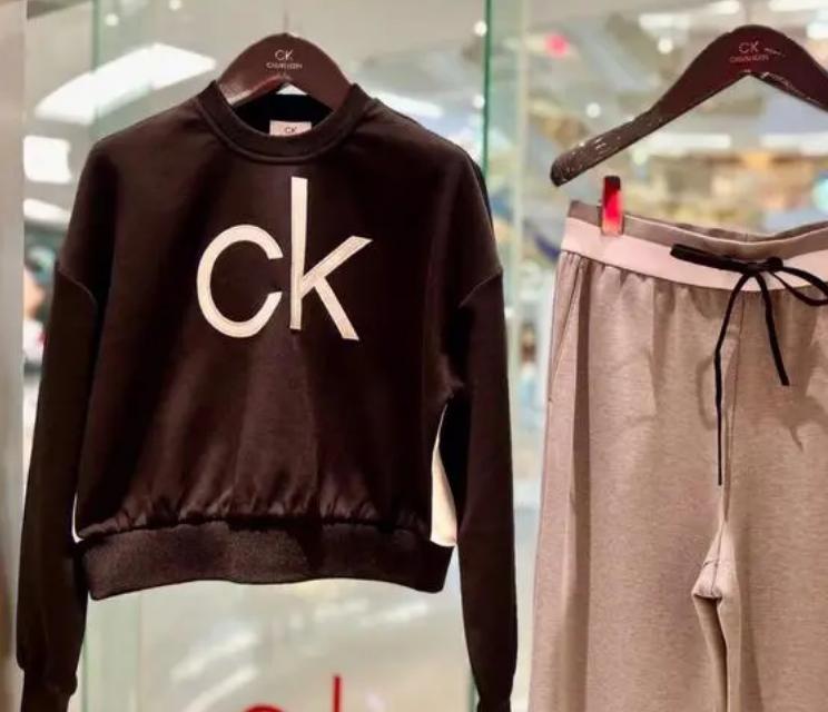 央视曝光市场“夺命毒衣服”，致癌物超标20多倍！可别再乱买了