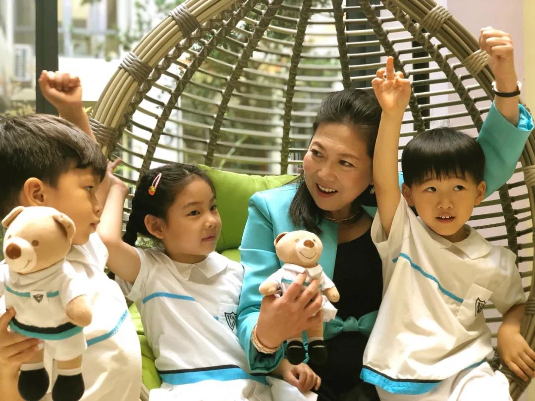 无法躺平的深圳妈妈：我从幼儿园起就等待这所顶流IB校开学