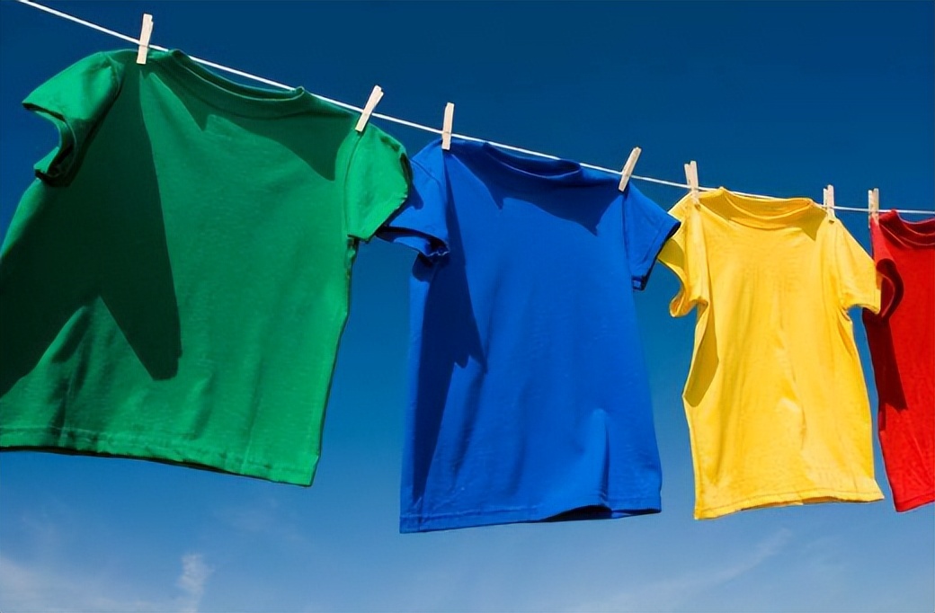 央视曝光的毒衣服有婴幼儿的吗,央视曝光的毒衣服品牌名