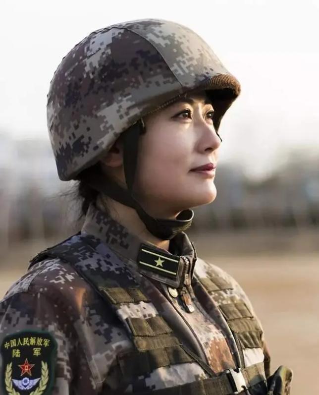 部队军官最新军衔对应时限,现在部队上的军衔是怎样区分的