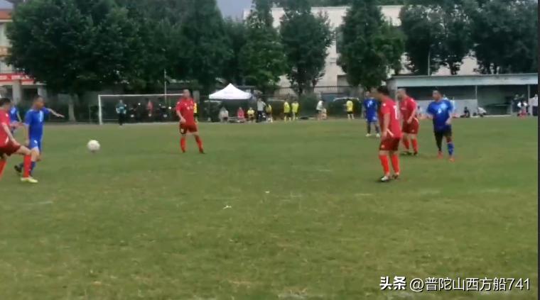 足球队和球迷的感人故事,足球队故事