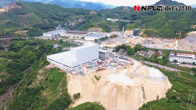 南方路机沥青事业部,南方路机混凝土搅拌设备