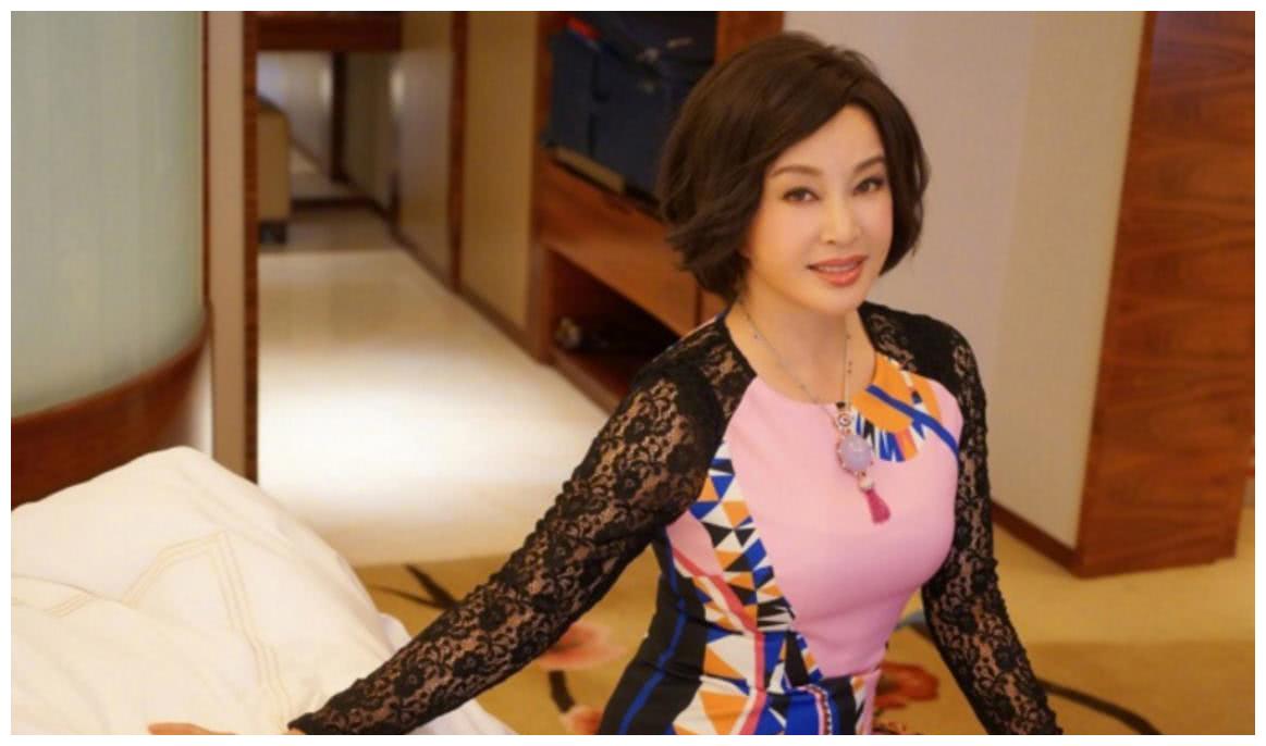 47岁最有气质的女星,身材最好的15位中年女星