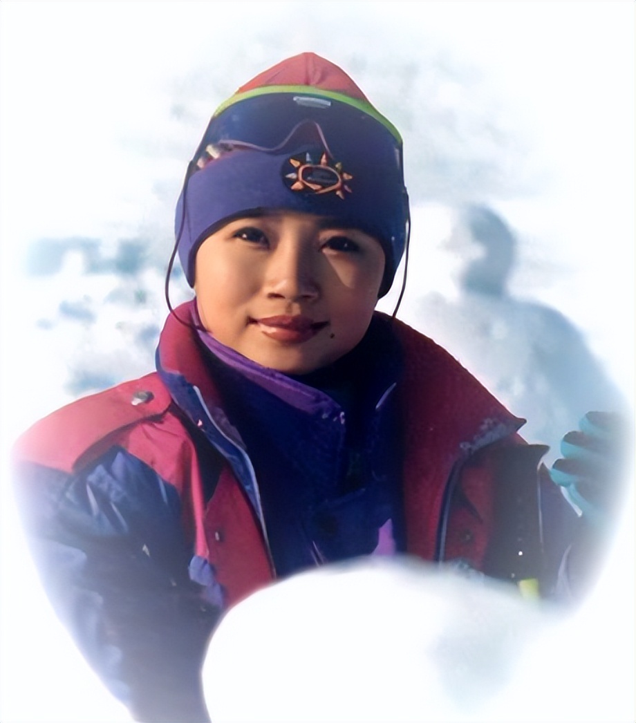 青藏高原七位歌手,青藏高原原唱李娜是出家了吗