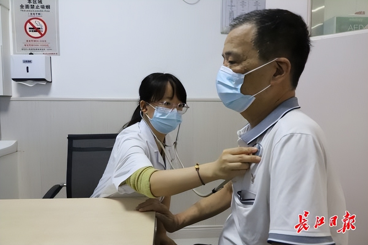 医生对患者的关怀说的话,医生对病人说的暖心三句话