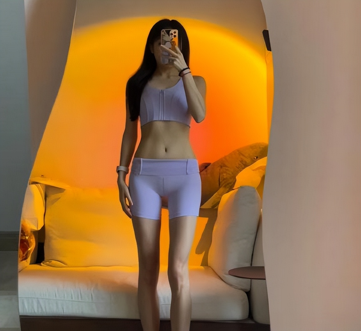 韦世豪老婆吴雅家世,韦世豪妻子吴雅是哪里人