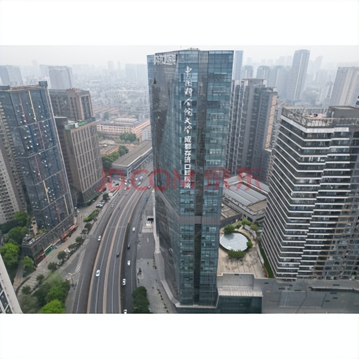 金牛区西锦国际“中科大口腔医院”被3.59亿元强制清算法拍