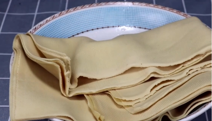 豆腐皮怎么做好吃到停不下来,豆腐皮怎么做没有豆腐味