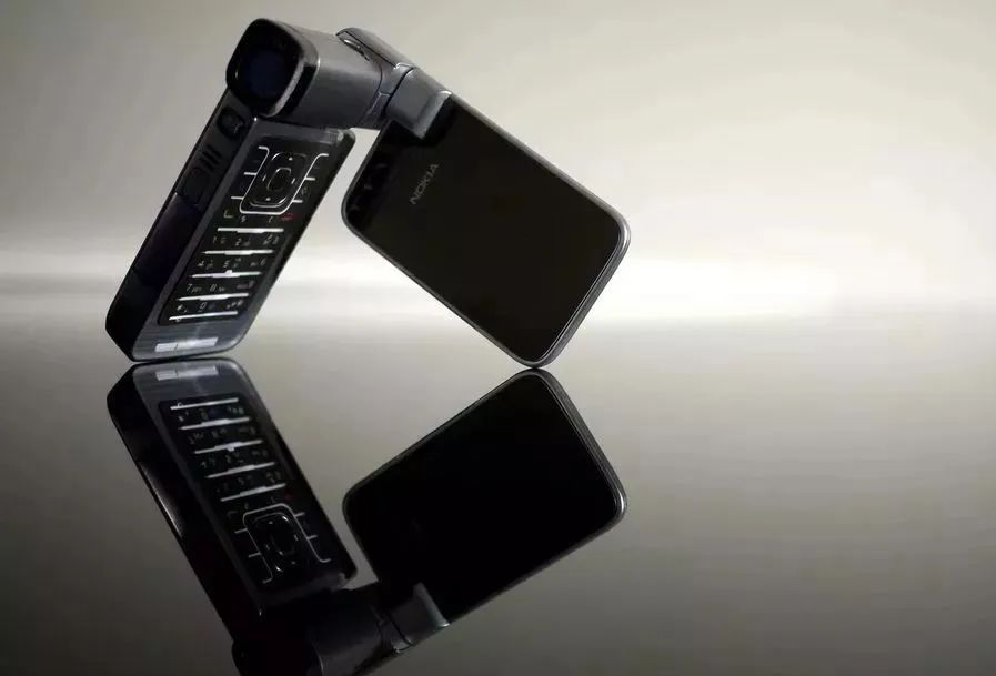 从大哥大到5g时代,从大哥大到全面屏