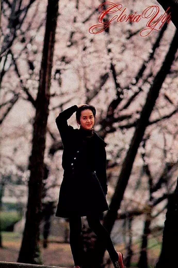 浪漫复古港风穿搭女,港风穿搭女复古时髦气质