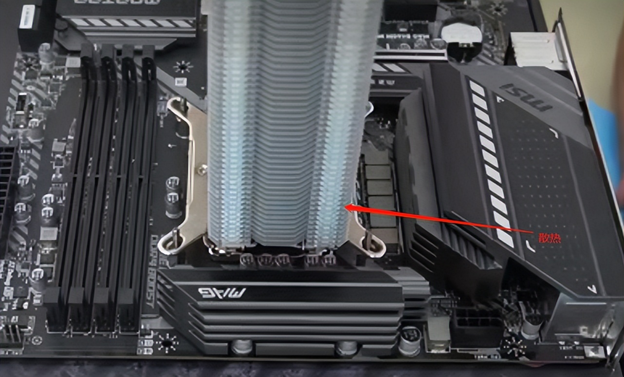 如何自己组装一台电脑,教你组装一台电脑