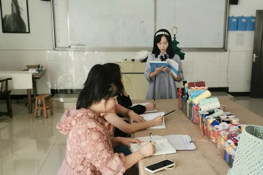 万州三中江南校区最近视频,万州第三中学江南校区