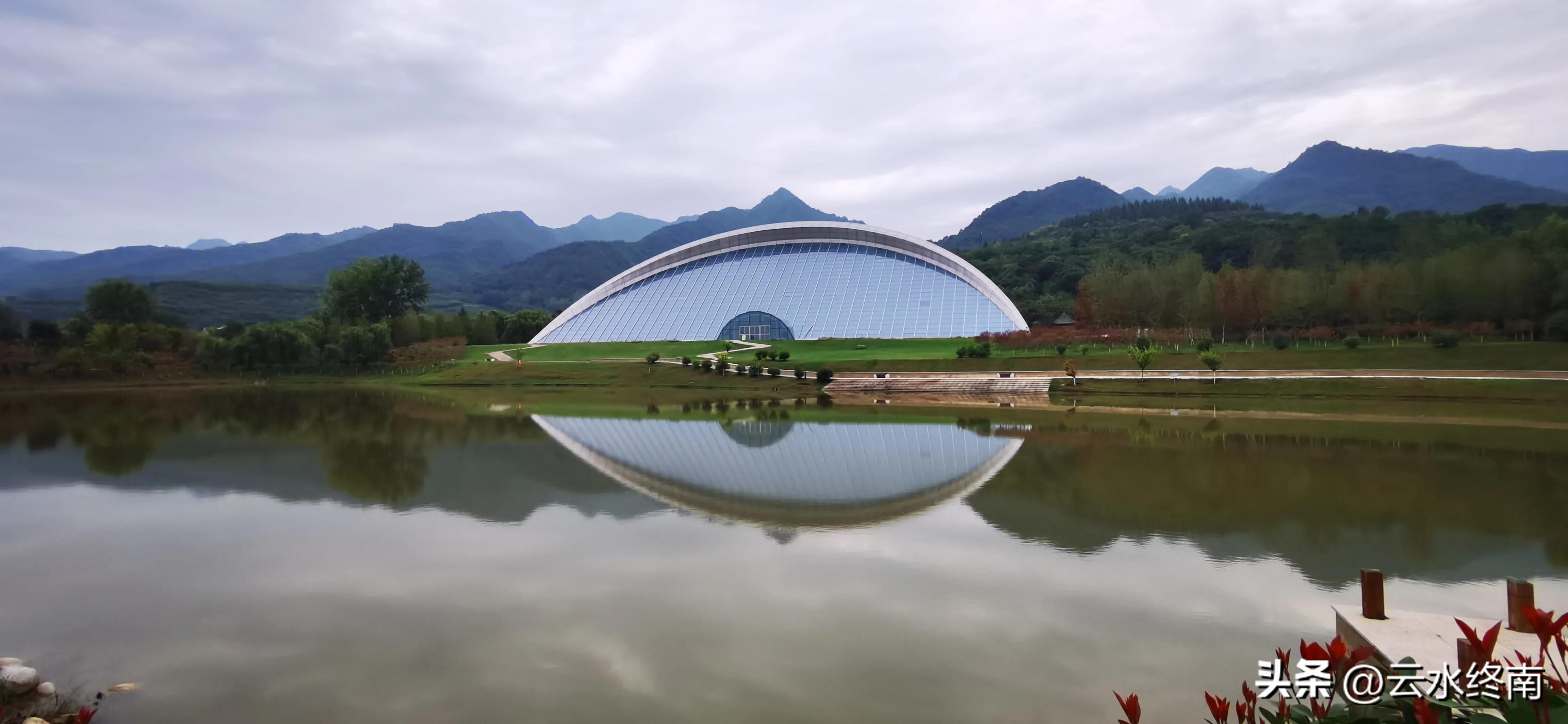 世界上最大室内植物园在哪,去世界上最大的动物园
