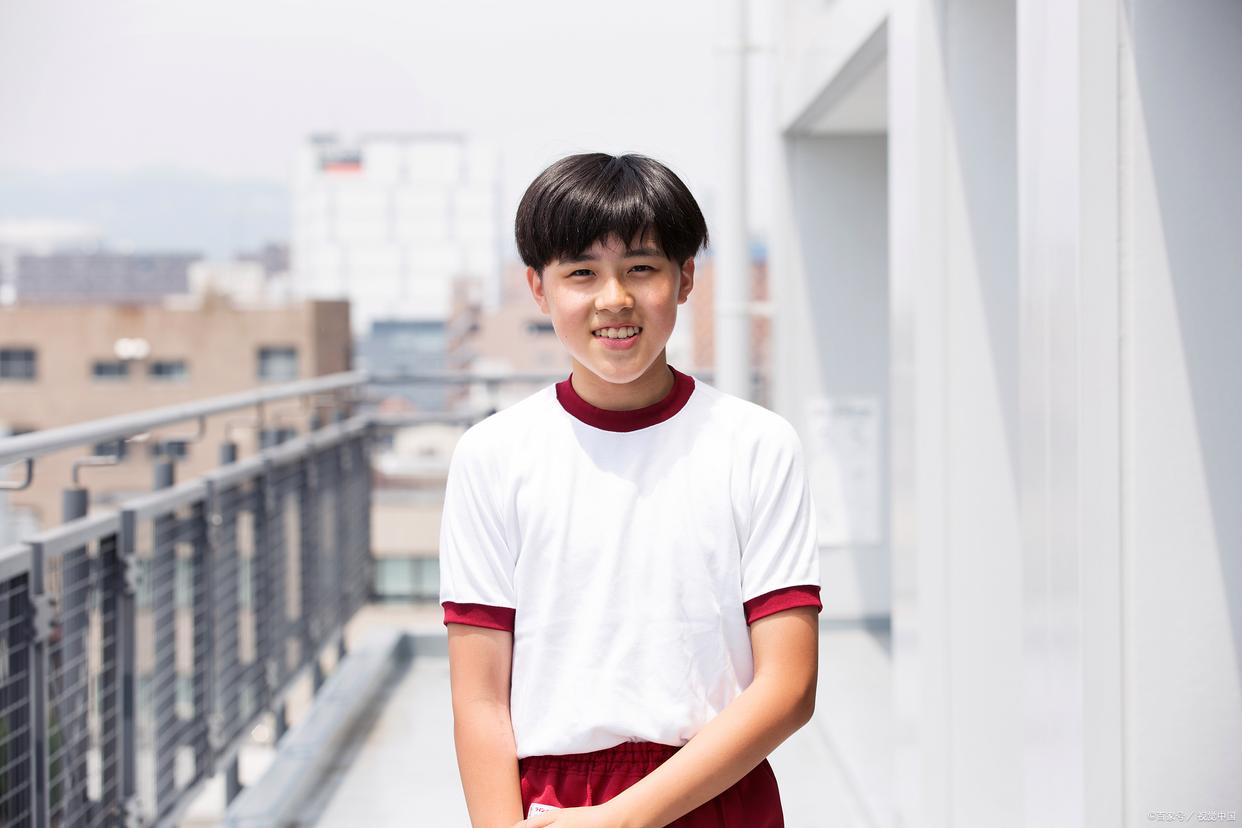 14岁男生怎么长高最快最有效,男生12岁长高的最快动作