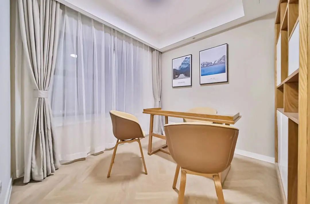 鏃緣鐡村瘬宸ヤ綔,鏃緣鐡村瘬涓婃捣