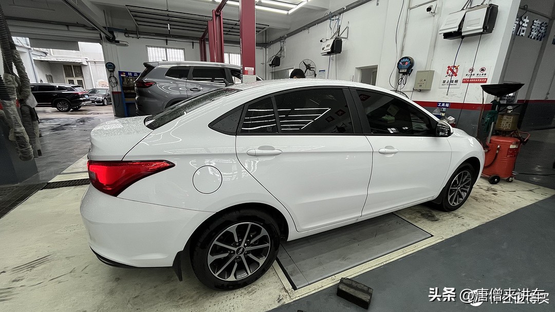 奇瑞艾瑞泽5pro多少钱买合适,五六万买奇瑞艾瑞泽5pro