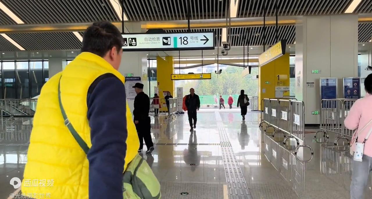 18号线李家沱复线,18号线李家沱站点